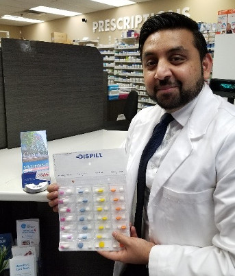  Nauman Shaikh, directeur et propriétaire de la pharmacie Medpoint Care au centre-ville de Londres