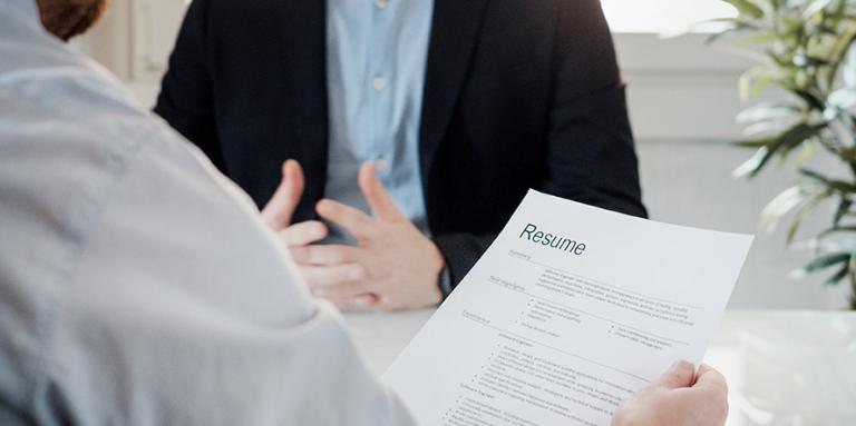 CV du recruteur.